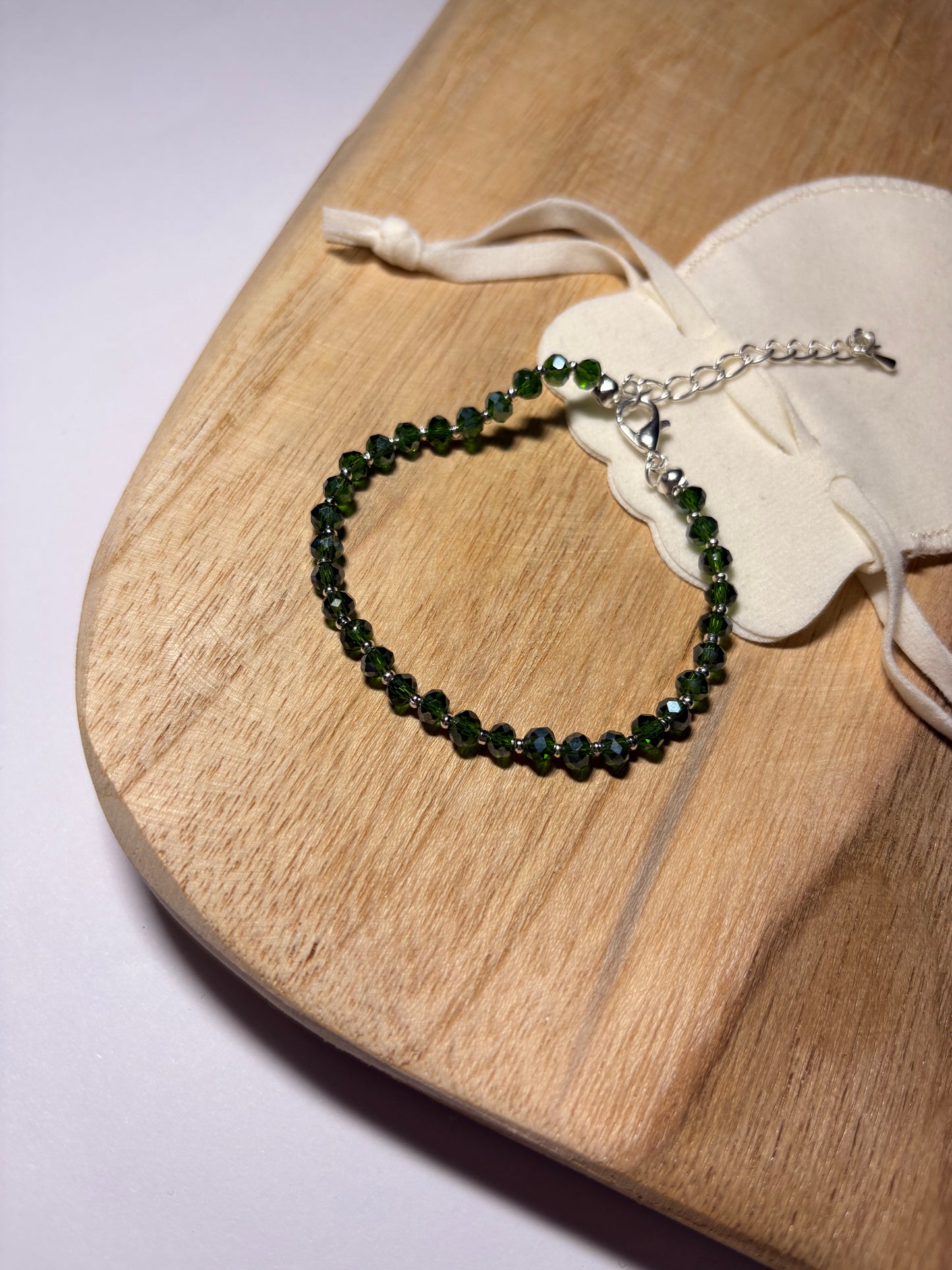 Crystalline Elegance Bracelet / Silver