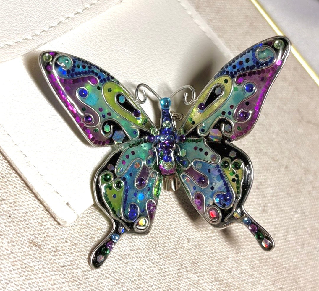 Broche « Papillon enchanté »