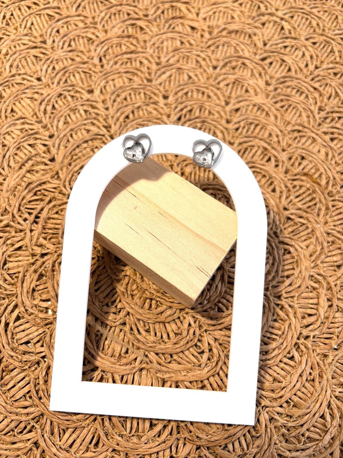 Boucles d’oreilles « Cœurs précieux » Argentées