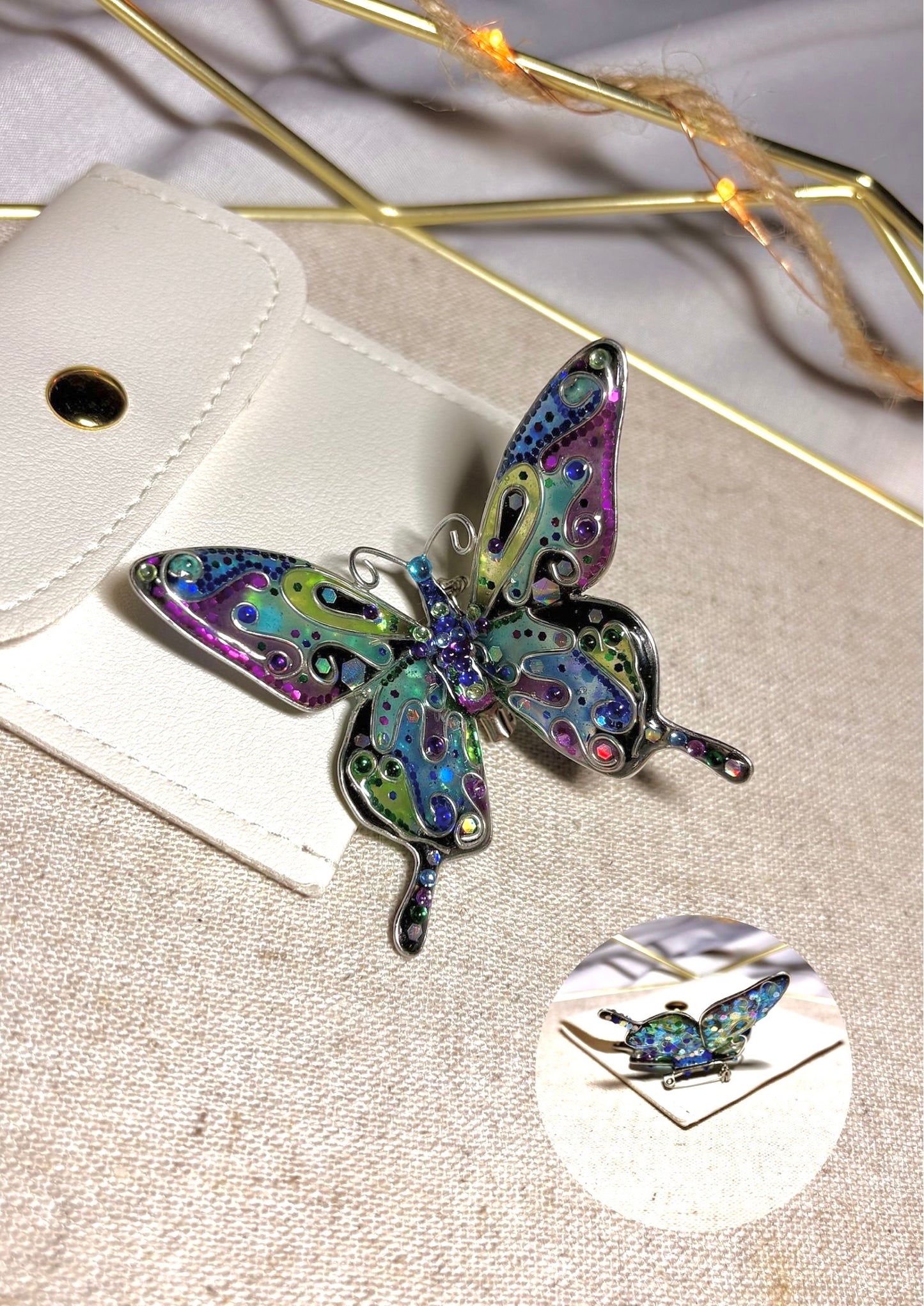 Broche « Papillon enchanté »