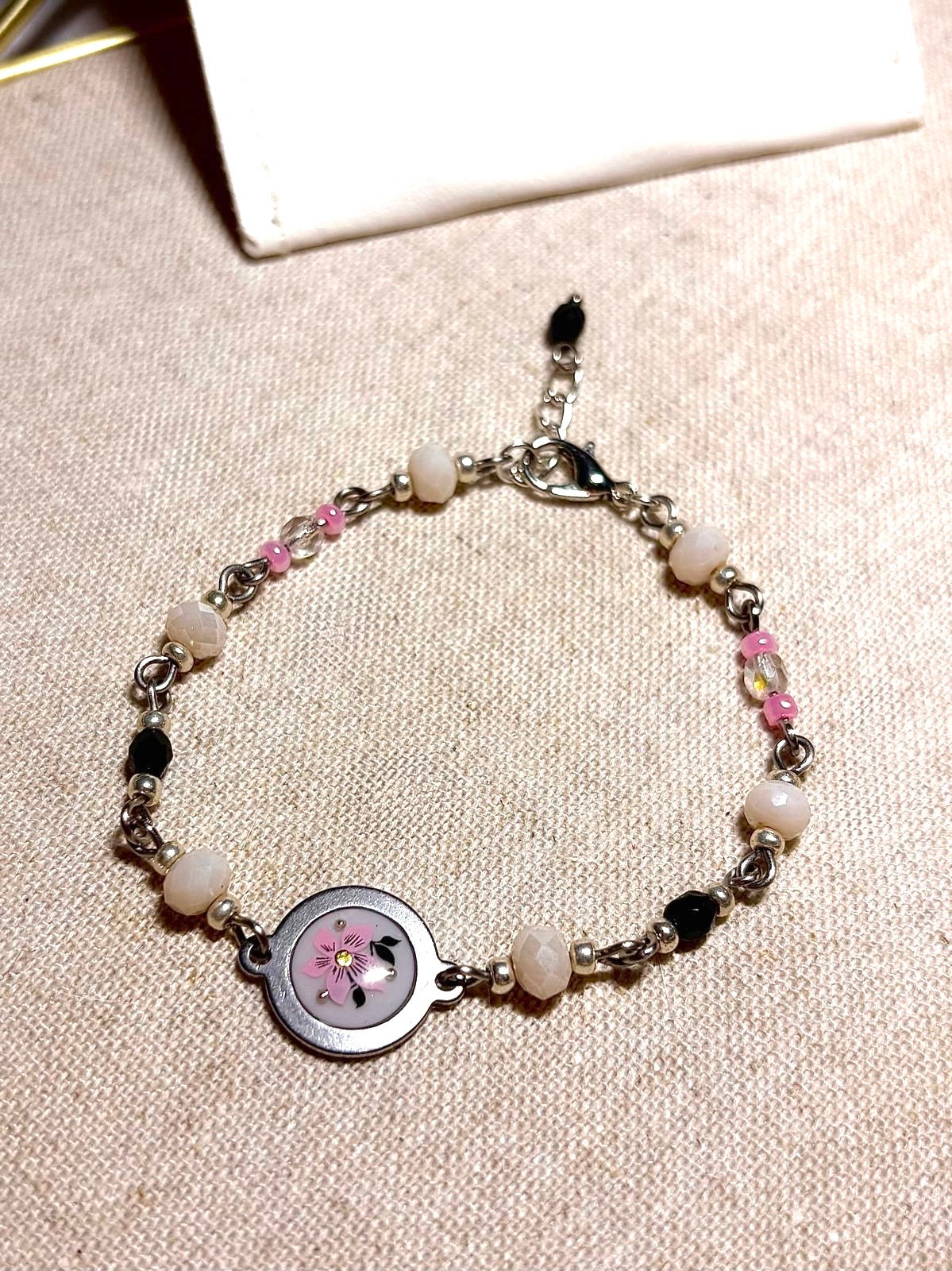 Bracelet « Lumière de Sakura »