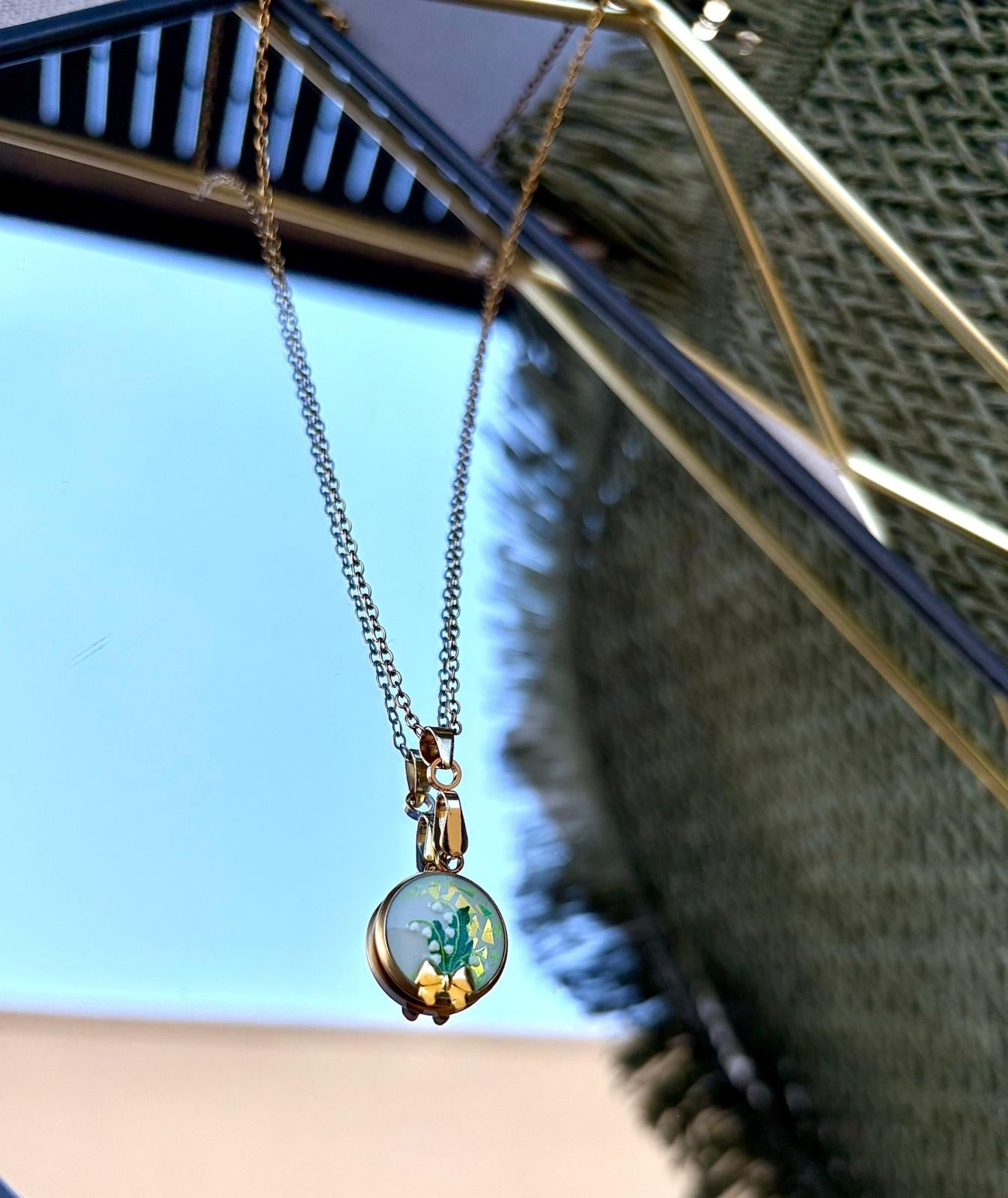 Collier « Clochettes du bonheur » Doré