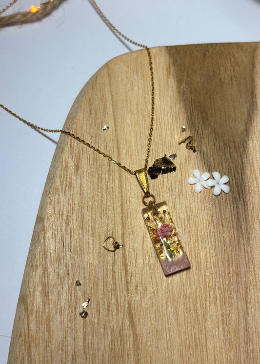 "Rose gold flower" necklace