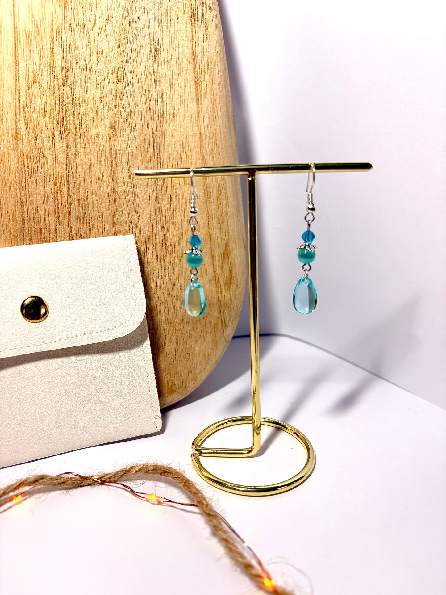 Boucles d’oreilles “Goutte Cristalline”