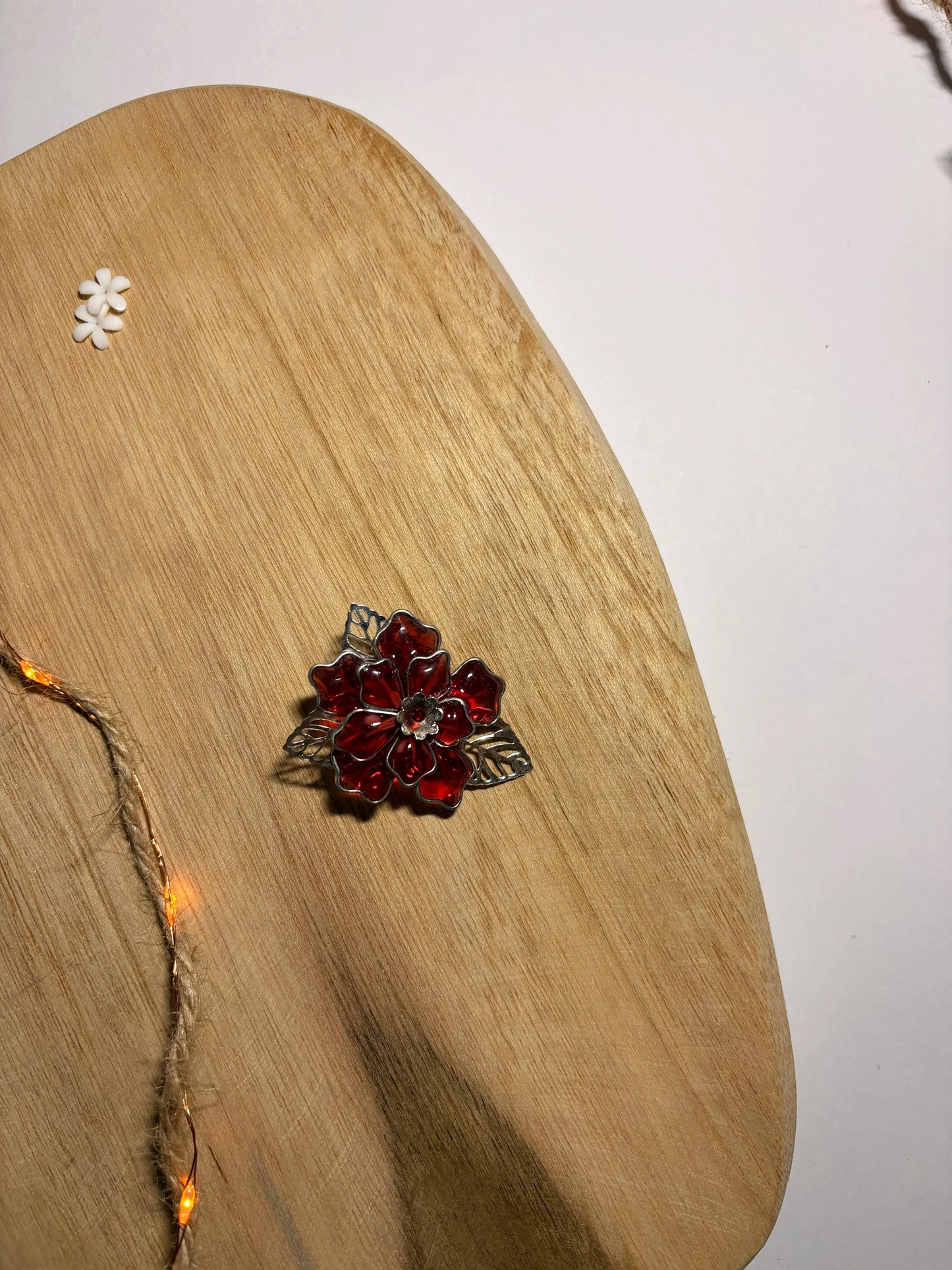 "Hanging flower" brooch